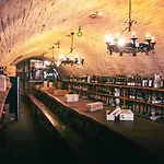 La Tavola Rotonda 호텔 3*