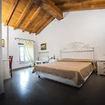 Отель La Tavola Rotonda 3*