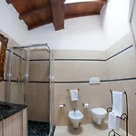 호텔 La Tavola Rotonda 3*