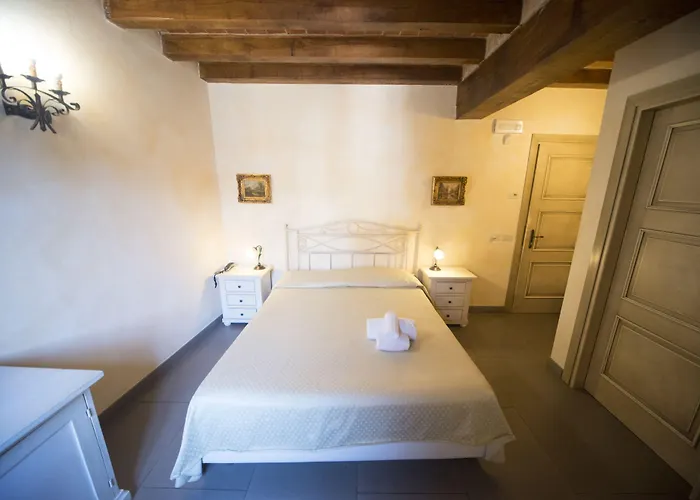 فندق La Tavola Rotonda 3*