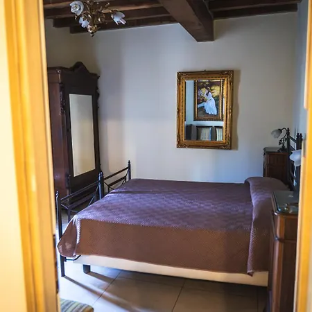 ホテル La Tavola Rotonda