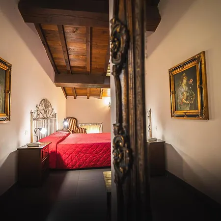 ホテル La Tavola Rotonda Cortemaggiore