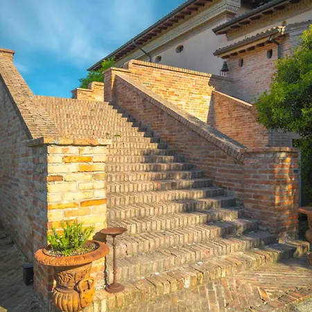 La Tavola Rotonda Hotell