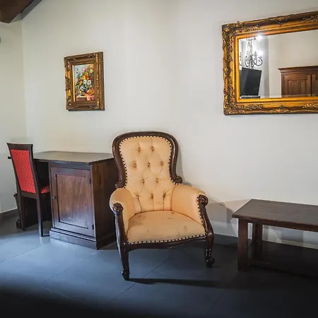 La Tavola Rotonda Otel 3*