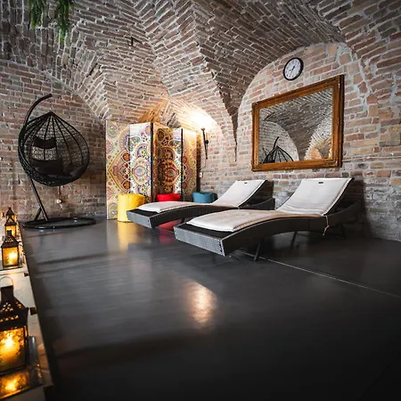 Hotel La Tavola Rotonda