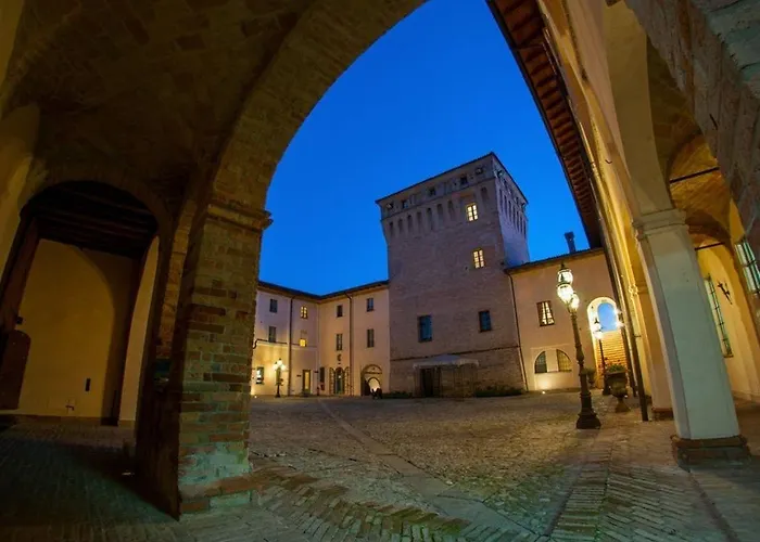 La Tavola Rotonda Hotel 3*