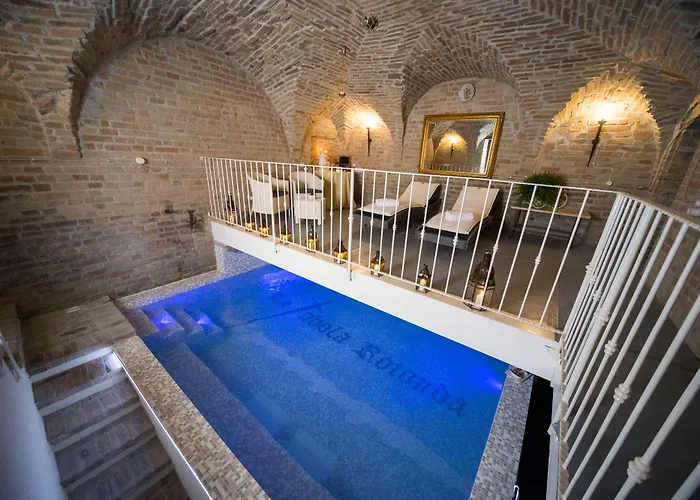 Hotel La Tavola Rotonda 3*